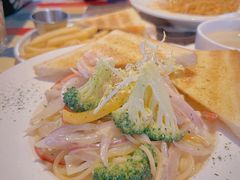 奶油蘑菇培根意面-遇见西木美式餐厅(体育路店)