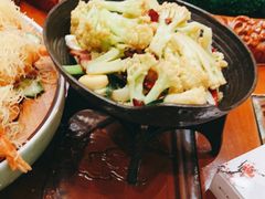 -万重锦·人文川菜馆(骡马市店)