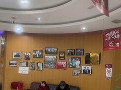 -雅悦齿科(顾村公园店)