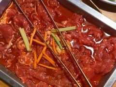 -洱火云南酸菜牛肉火锅(石景山当代商城店)