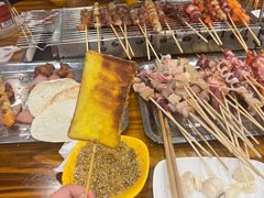 -哈尔滨小酒馆·鲜肉现穿自助烧烤(康新花园店)