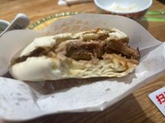 -陇上秦轩西安biangbiang面(朝龙汇店)
