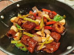 干锅肥肠-东方明珠老上海8号餐厅(东方明珠广播电视塔店)