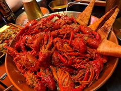 -何师烧烤Pro ·小龙虾·江湖川菜·精酿啤酒(太古里店)