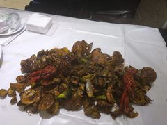 -小柒家第一锹东北菜(城关店)