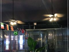 大堂-何师烧烤Pro ·江湖川菜·小龙虾·精酿(太古里旗舰店)