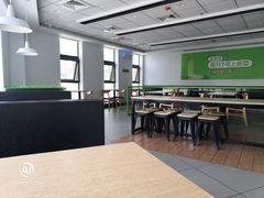 大堂-老乡鸡(肥东店忠路润和尚品店)