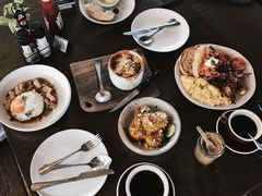 -ROAST coffee & eatery