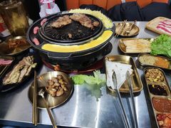 -胡悦里韩式烤肉(芝罘万达广场店)