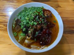 辣子鸡-越洋肖氏老米线(杨家坪店)