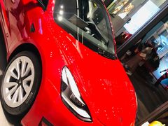 -TESLA 特斯拉(广州天环广场体验店)