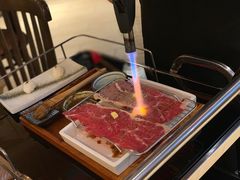 生牛肉火炙寿司-舞漁日料美人胶原锅(陆家嘴中心店)