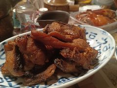 -梅记大块头爆鱼店(乍浦路店)