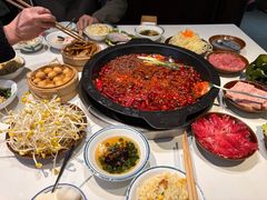 -卤校长老火锅(杨家坪直营店)