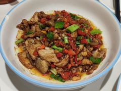 饭橘肉炒肉-饭橘汉江码头·乡野土菜馆(静安路店)