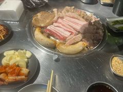 -炽城·烤肉名家(鸿达中央广场店)
