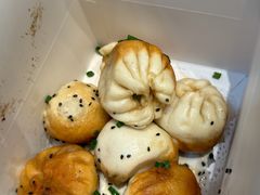 鲜肉加蟹黄生煎包-大壶春(四川中路店)