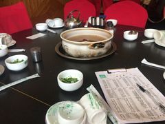 -东巴谷野生菌火锅餐厅