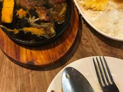 -玛格萝妮(汇智国际商业中心店)