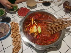 -鼎伙伙火锅串串·10年品牌传承(白象居总店)