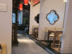 -万重锦·人文川菜馆(骡马市店)