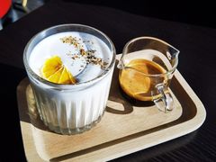 燕麦桂花拿铁-BLAQ咖啡(骏豪店)