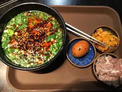 -臻老板牛肉面(光华路SOHO店)