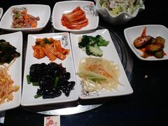-青松馆韩国料理(香港中路佳世客店)