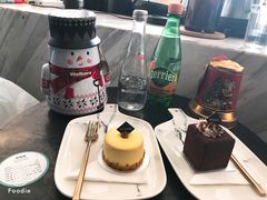 -UNI UNI(环亚凯瑟琳店)