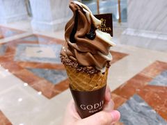 巧克力香草双拼筒-GODIVA(月星环球港店)