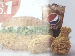 满分堡单人餐-华莱士·全鸡汉堡(虎门龙眼店)