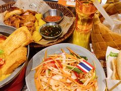 -小小集渔·泰式大排档(太古里香槟店)