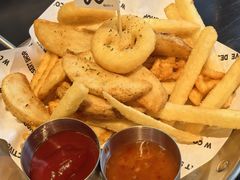 -W COLLECTIVE  DESSERT SHOP