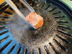 -炼火烤肉店