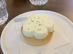 柚子柠檬塔-Ten Olives甜点