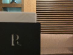 -上海漕河泾万丽酒店