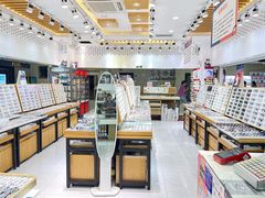 -美式眼镜·授权蔡司.依视路.尼康.豪雅.明月(人民广场店)