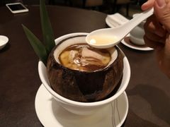 原只椰子炖鸡汤-广州文华东方酒店·江-由辉师傅主理