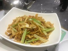 -刘胖子家常菜·蹄花焖藕(中南店)