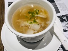 酸汤嫩鱼片-小大董·烤鸭(凤凰汇店)