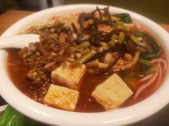-水平有限螺蛳粉(宏达大厦店)