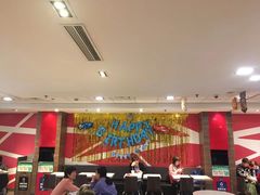 等位区-麦当劳(凌云天地长桥店)