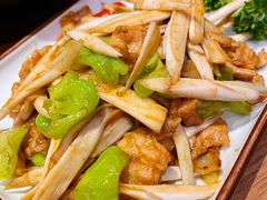 建水草芽炒肉-麦麦山云南菜(复地活力城店)