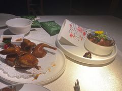 玻璃脆皮乳鸽-粤秀餐厅(国货店)