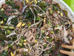 -啊墨江牛烂烀米线