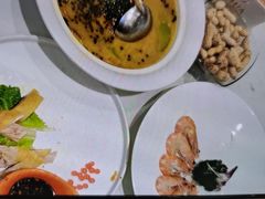 -沪华海鲜大酒楼(南汇店)