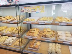 面包甜点陈列柜-长发西饼(临顿路店)