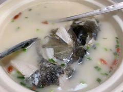 砂锅鱼头-万佛湖许老大铁锅鱼(黑金冠店)