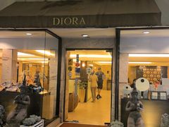 -DIORA Langsuan