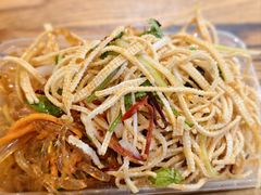 -聚合鑫东北熏酱熟食麻辣面(长阳店)